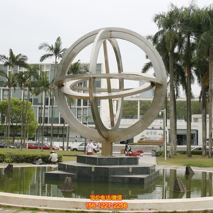 小區花園水池噴泉擺放不銹鋼抽象圓環水景觀雕塑