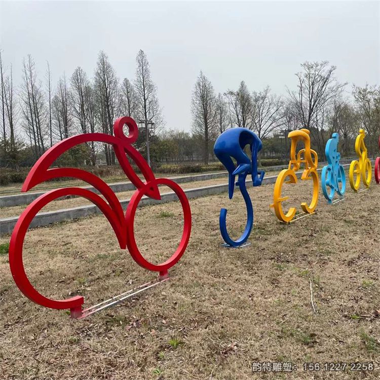 騎車(chē)雕塑23