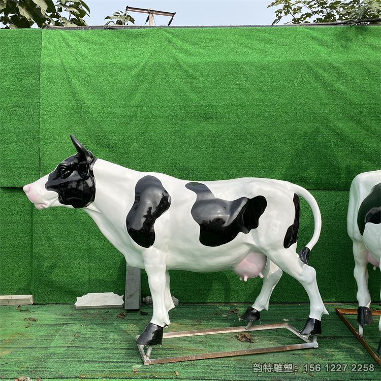 奶牛雕塑147 奶牛雕塑147