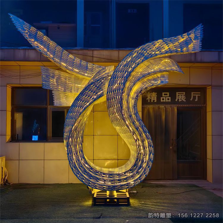 抽象不銹鋼鏤空翅膀雕塑，不銹鋼發光翅膀雕塑加工廠