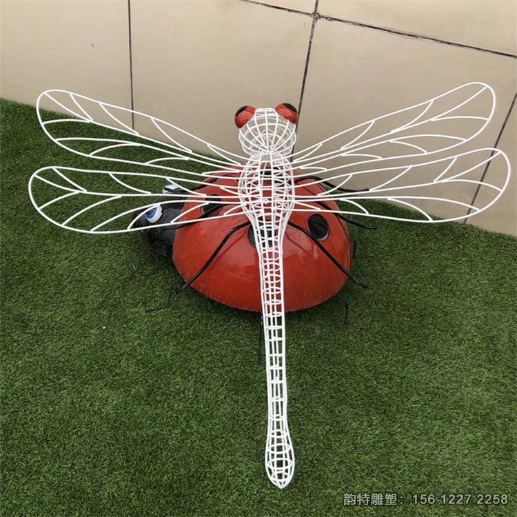 發(fā)光不銹鋼蜻蜓雕塑，抽象蜻蜓雕塑加工廠家