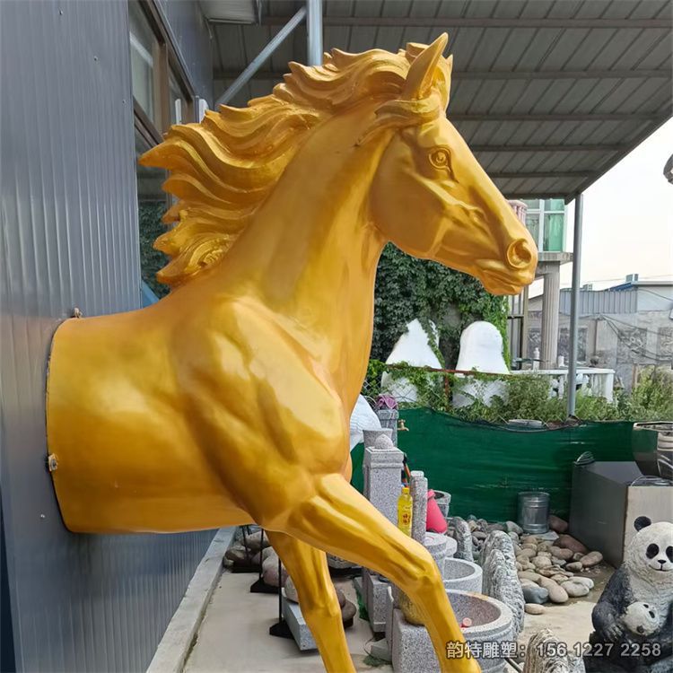 半身馬雕塑 玻璃鋼仿真馬雕塑