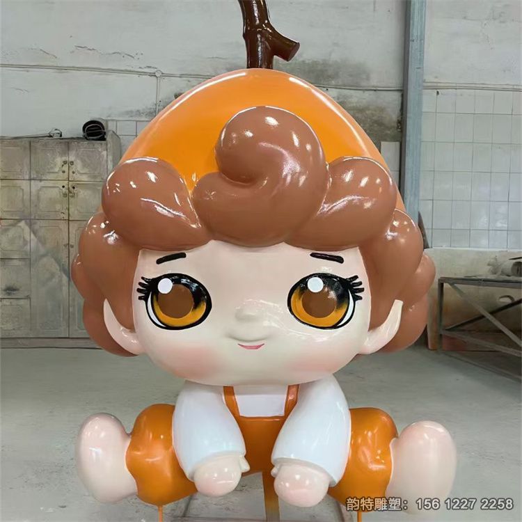 枇杷卡通雕塑車間實拍圖 玻璃鋼卡通雕塑廠家